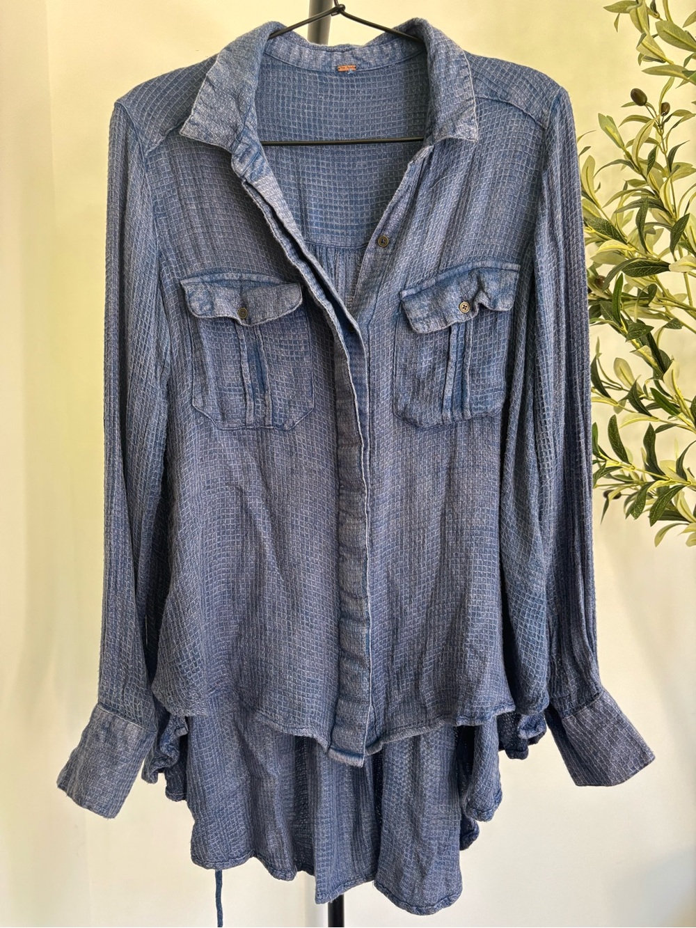• [Free People] Flowy Tunic •